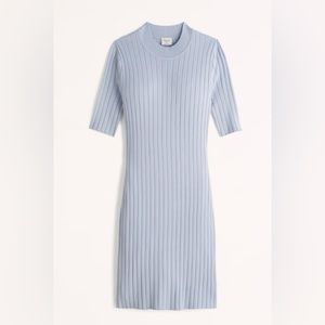 Abercrombie & Fitch Mockneck Mini Sweater Dress - Size XS - NEVER WORN